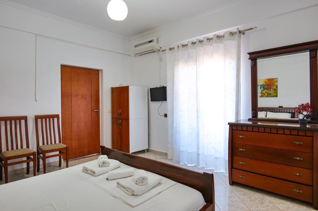 קסאמיל Guest House Gerard מראה חיצוני תמונה
