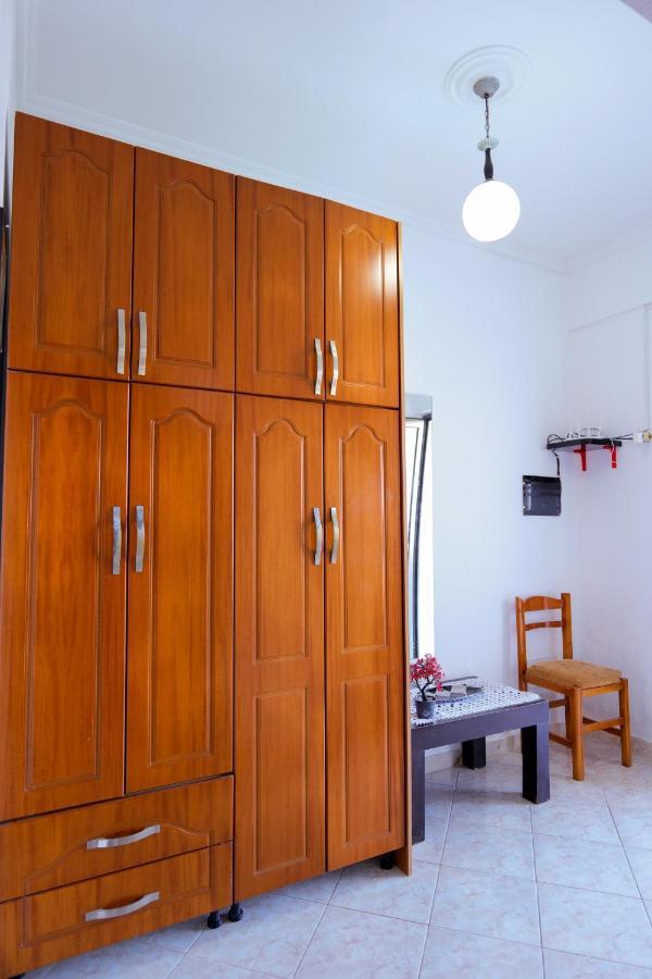 קסאמיל Guest House Gerard מראה חיצוני תמונה