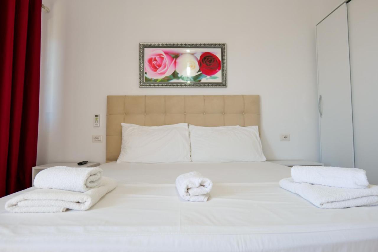 קסאמיל Guest House Gerard מראה חיצוני תמונה
